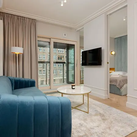 Lux Center Mennica By Renters Prestige Apartment