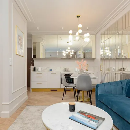 Lux Center Mennica By Renters Prestige Appartement