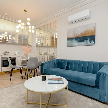 Lux Center Mennica By Renters Prestige Appartement