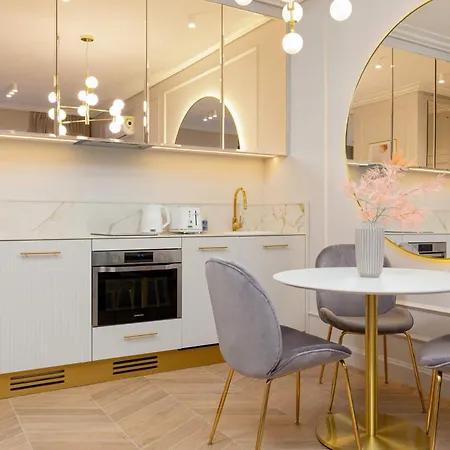 Appartement Lux Center Mennica By Renters Prestige Varsovie